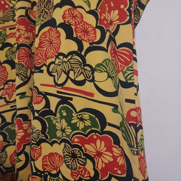 HoSt pIcK - Japanese silk Kimono w/ surreal mod ~ mid century floral pattern - Picture 16 of 16
